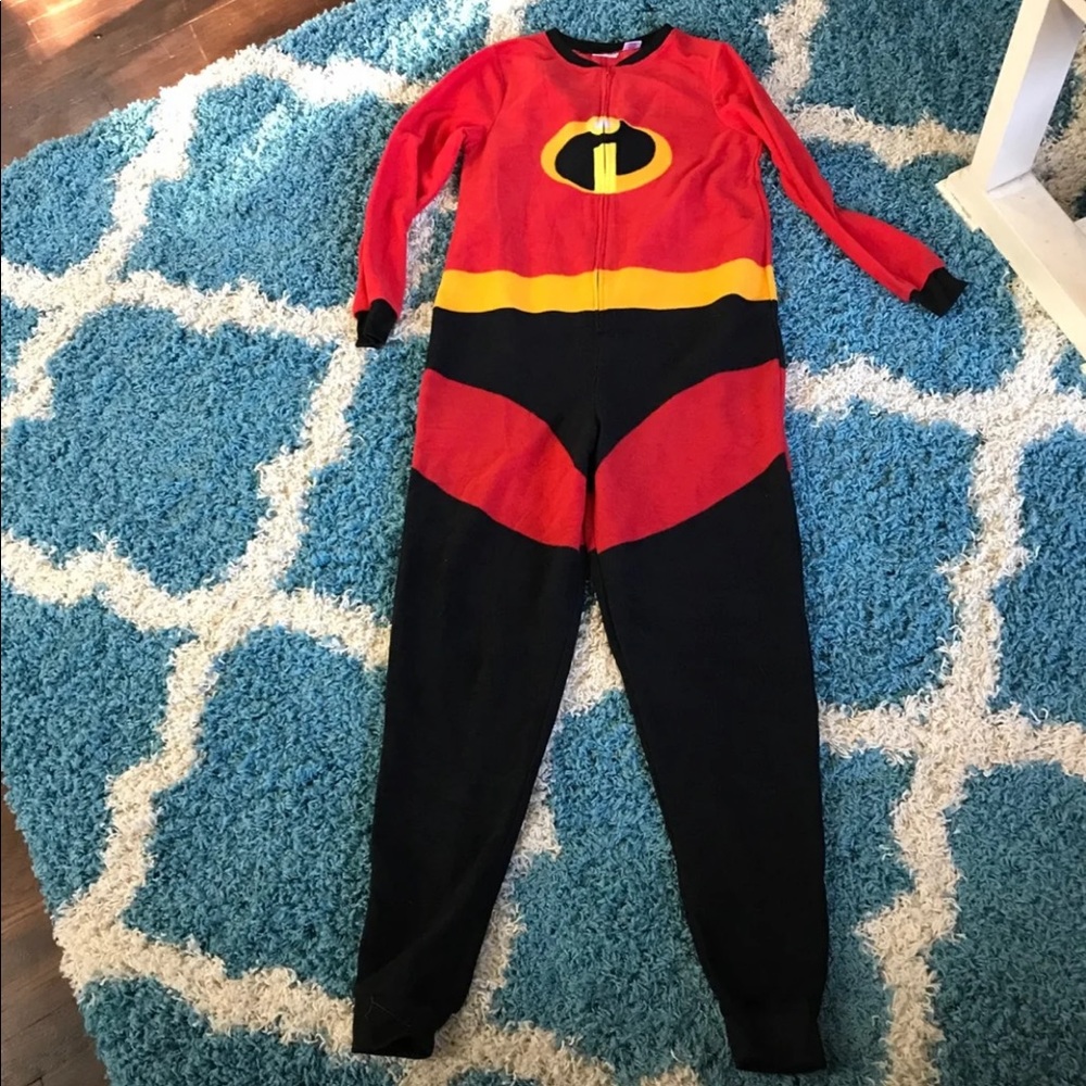 Womans medium Mrs.Incredible onsie
